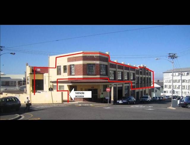 688M² BUILDING TO LET IN WOODSTOCK
